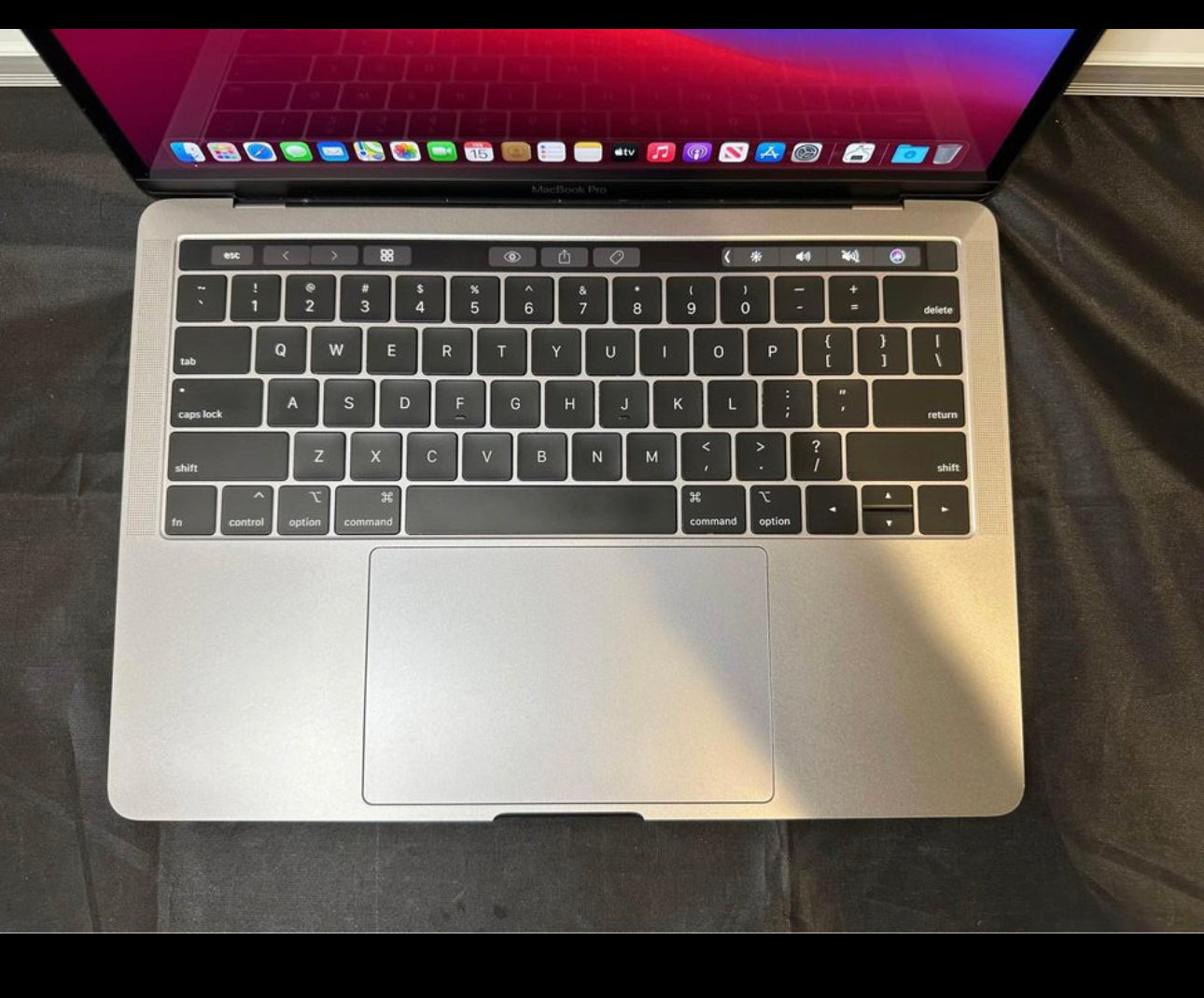 Apple MacBook Pro (i7, 16GB, 512GB)