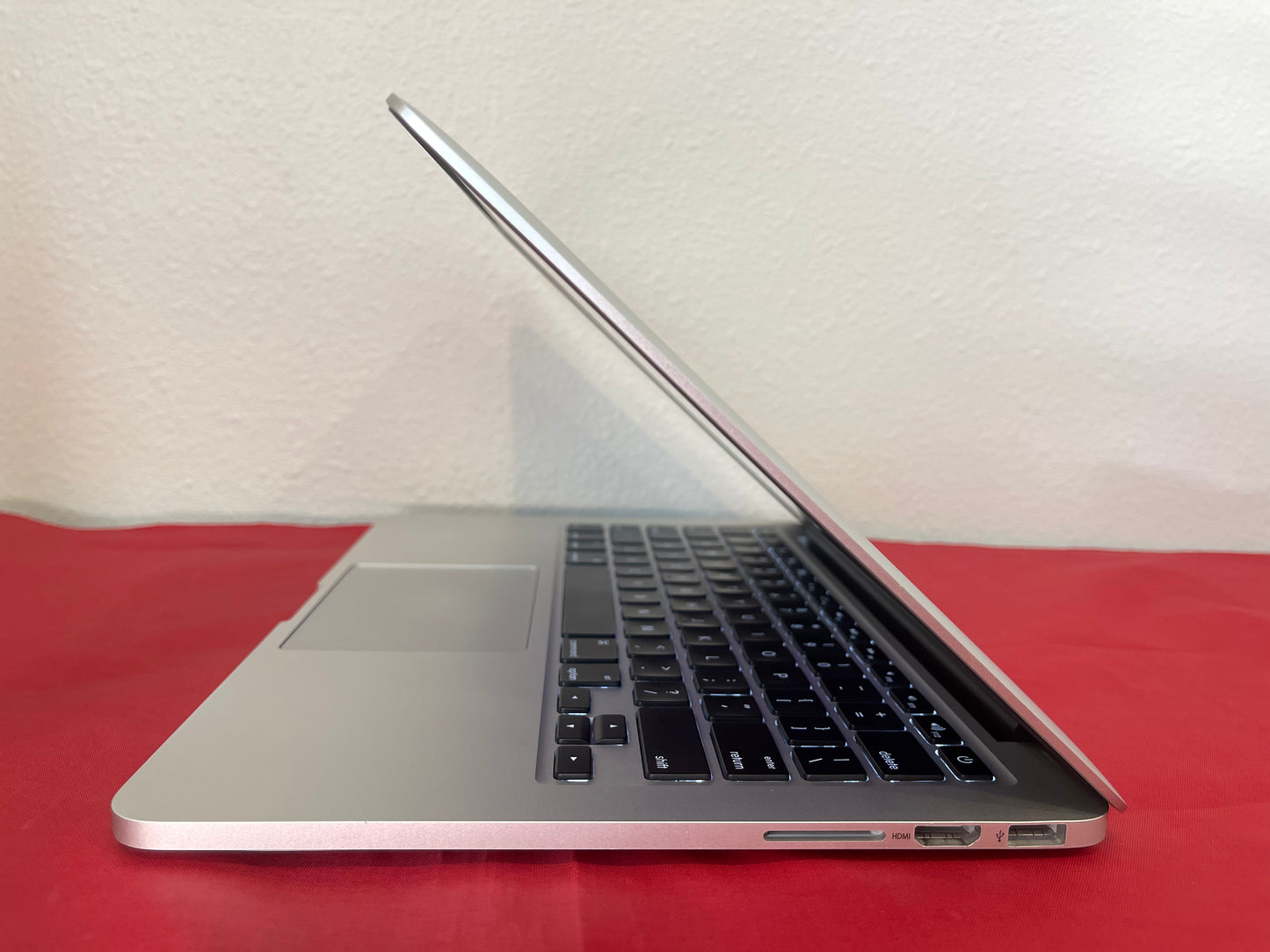 MacBook Pro 13” (8GB, 256SSD) 🔥NEAR MINT🔥90 DAYS WARRANTY🔥