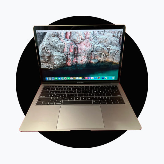 Apple MacBook Air (2020, like new)