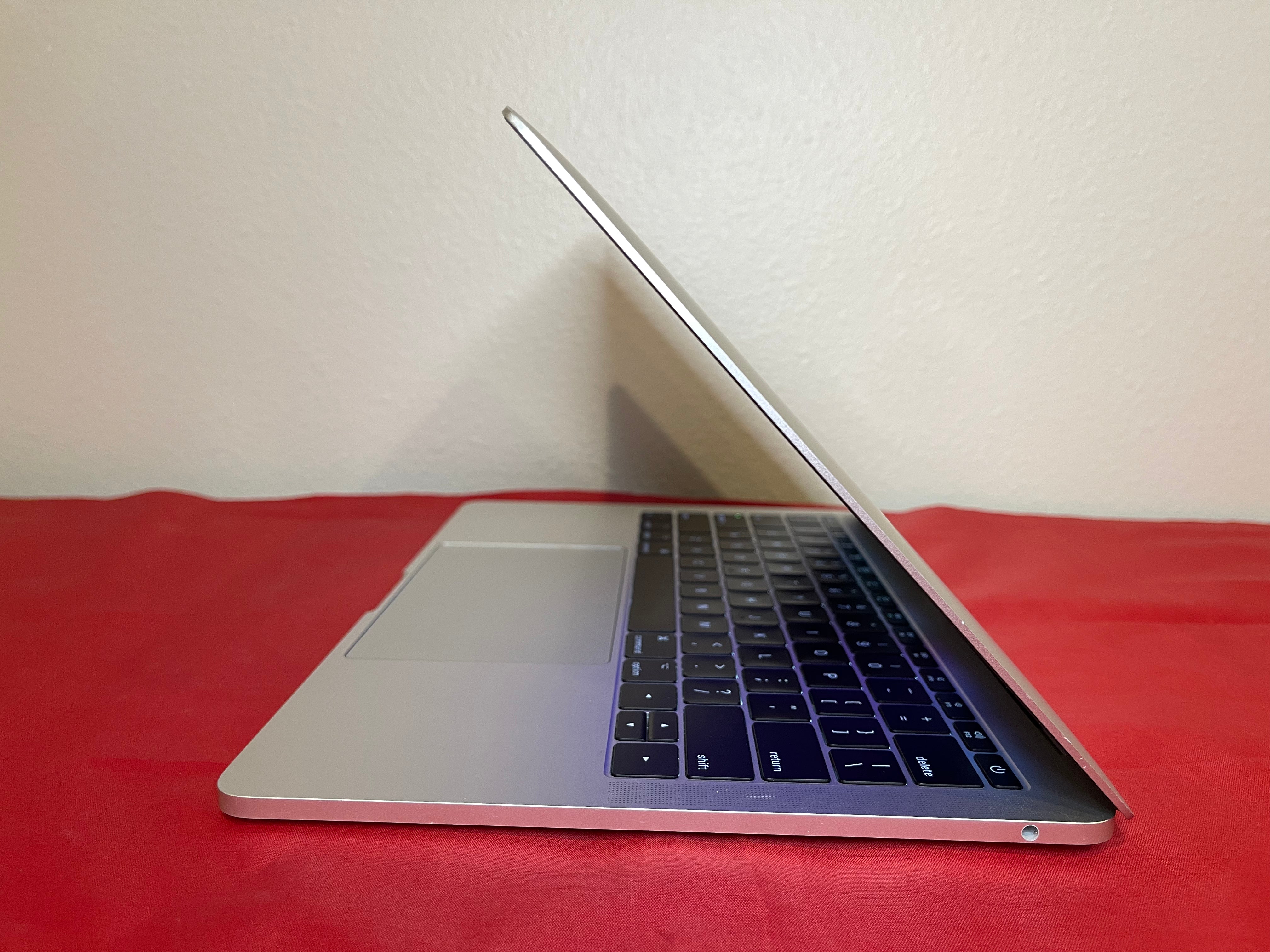 MacBook Pro 13” (i7 ,16GB, 512SSD)  ✨ 90 DAYS WARRANTY ✨